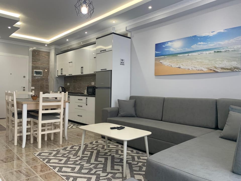 Kitchen or kitchenette, Living room, Seating area, Dining area, oven, stove