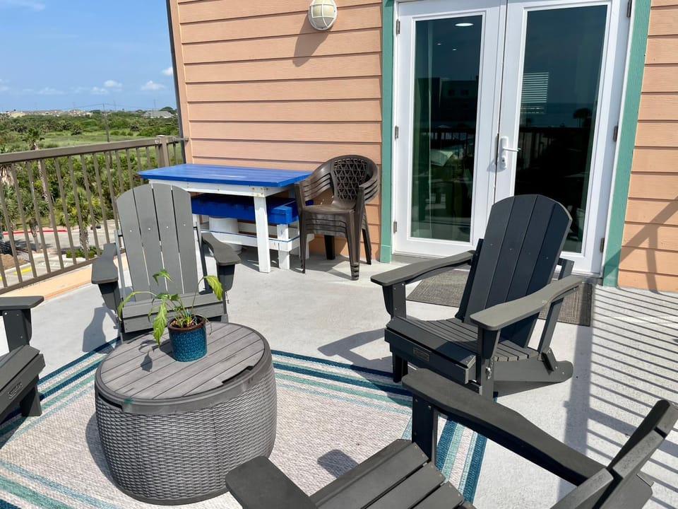 Patio, Balcony/Terrace