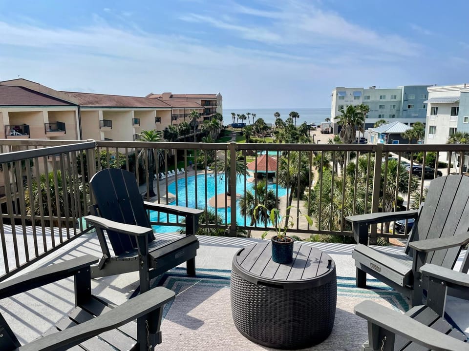 Patio, Balcony/Terrace