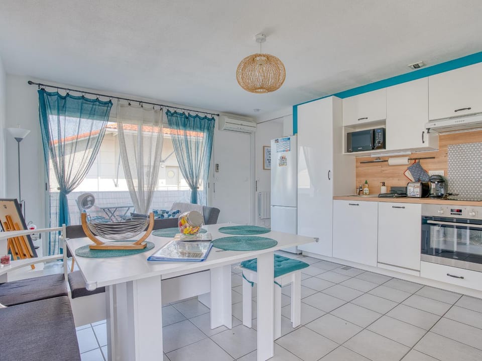 Charmant T2 avec terrasse, climatisation et WIFI - Quartier résidentiel à Biscarrosse - FR-1-521-217 Apartment in Parentis-en-Born