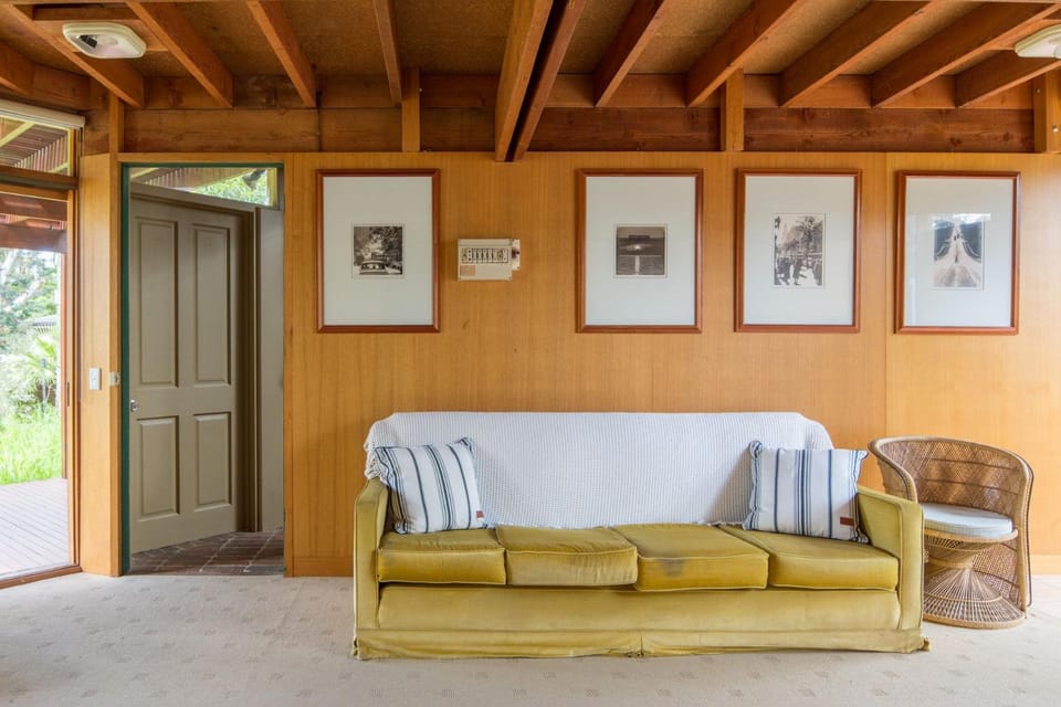 Shearwater Beach House in Silverleaves House in Cowes