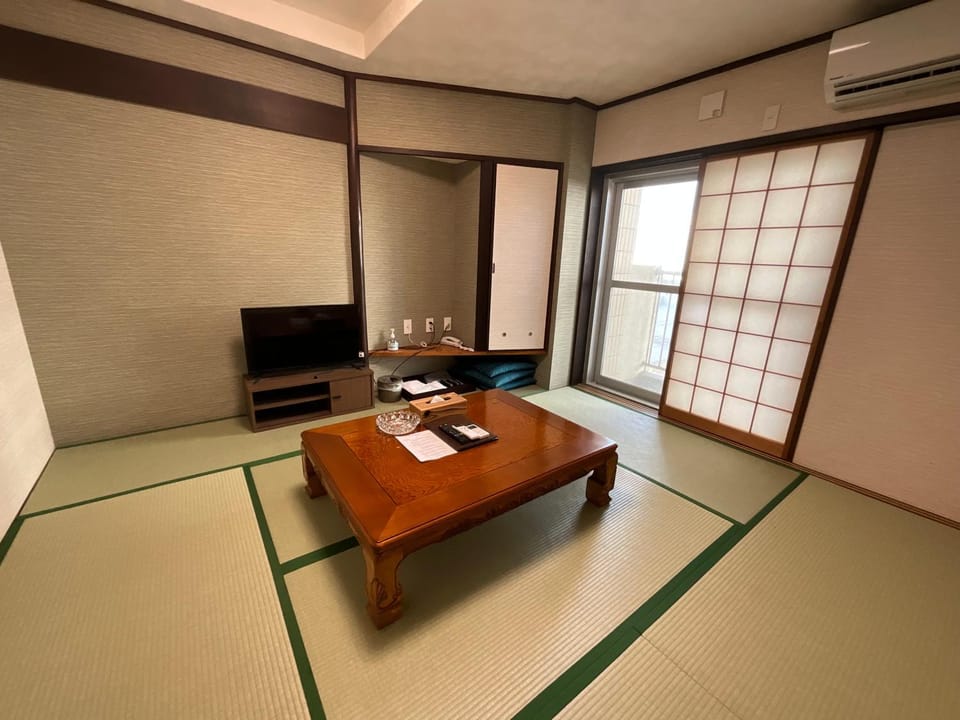紀州鉄道片瀬江ノ島ホテル Hotel in Kanagawa Prefecture