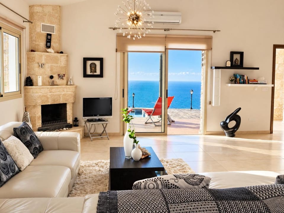Happy Trails Pomos Panoramic Villa Villa in Paphos District