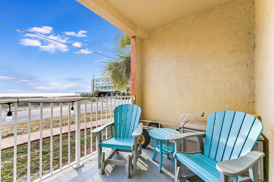 Summerhouse 101 - Pearl of the Gulf by Pristine Properties Vacation Rentals Apartment in Mexico Beach