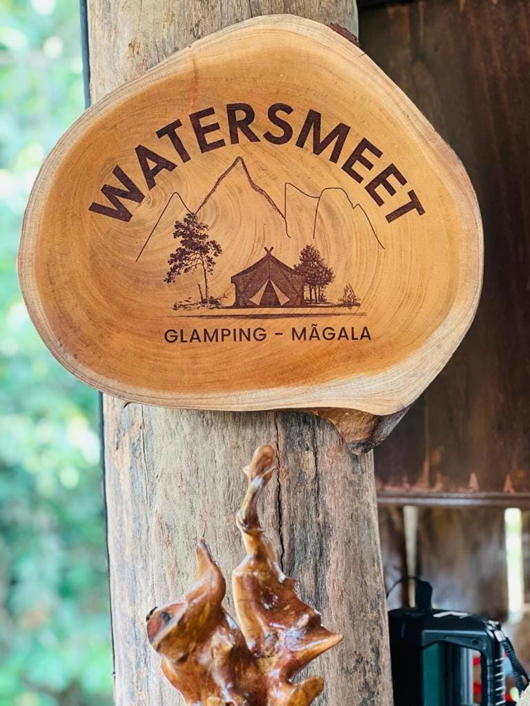 Watersmeet Glamping Luxury tent in Central Province