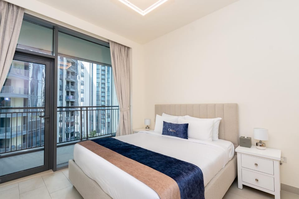 Bed, View (from property/room), Photo of the whole room, Bedroom