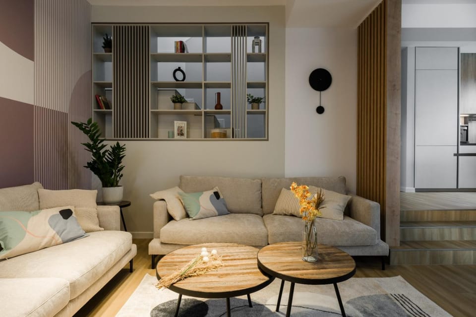 Library, Living room, Decorative detail, Seating area, Family