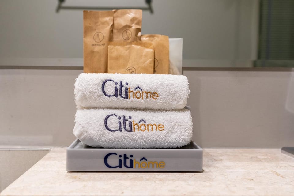 Text overlay, towels