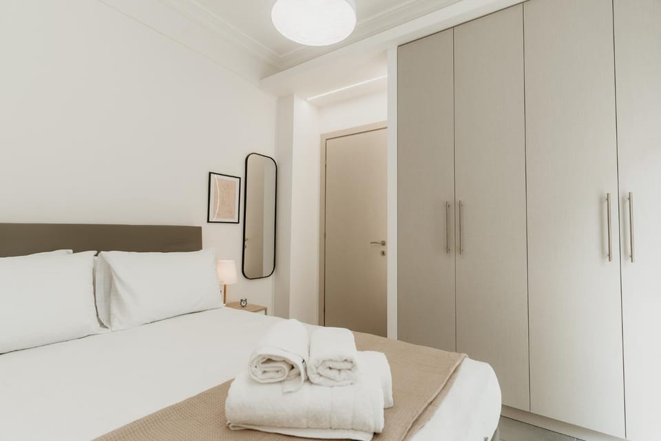 Bed, Photo of the whole room, Bedroom, towels, wardrobe