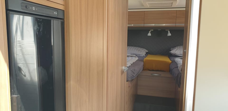 Camper Relax in Murter Slanica beach - with clima Campground/ 
RV Resort in Murter