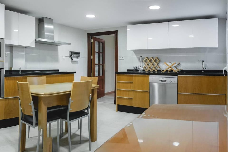 Home4u Arandas Centro Granada Apartment in Granada