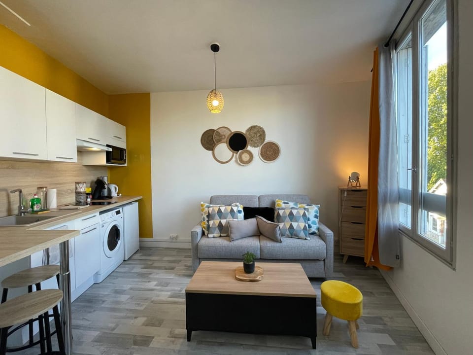 Studio proche de la gare Apartment in Bourgogne-Franche-Comté