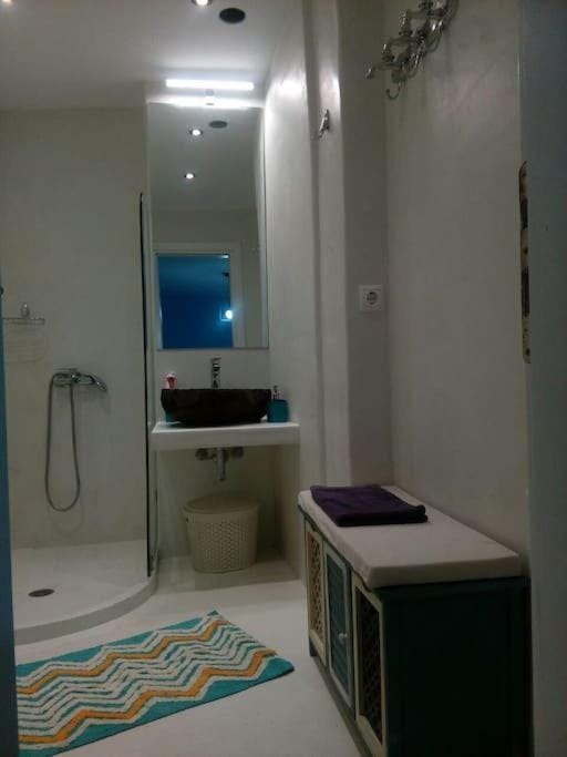 Vourkari Studio with full kitchen Apartment in Kea-Kythnos