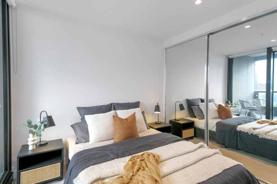 REST COLLECTION Apartments at Melbourne Quarter Apartment in Southbank
