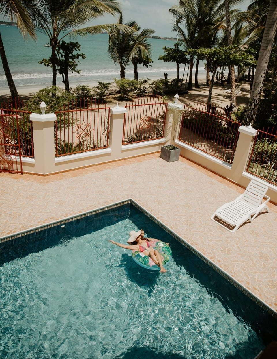 Swimming pool