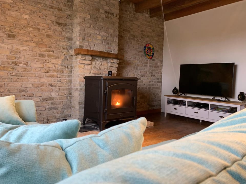 TV and multimedia, Living room, flat iron