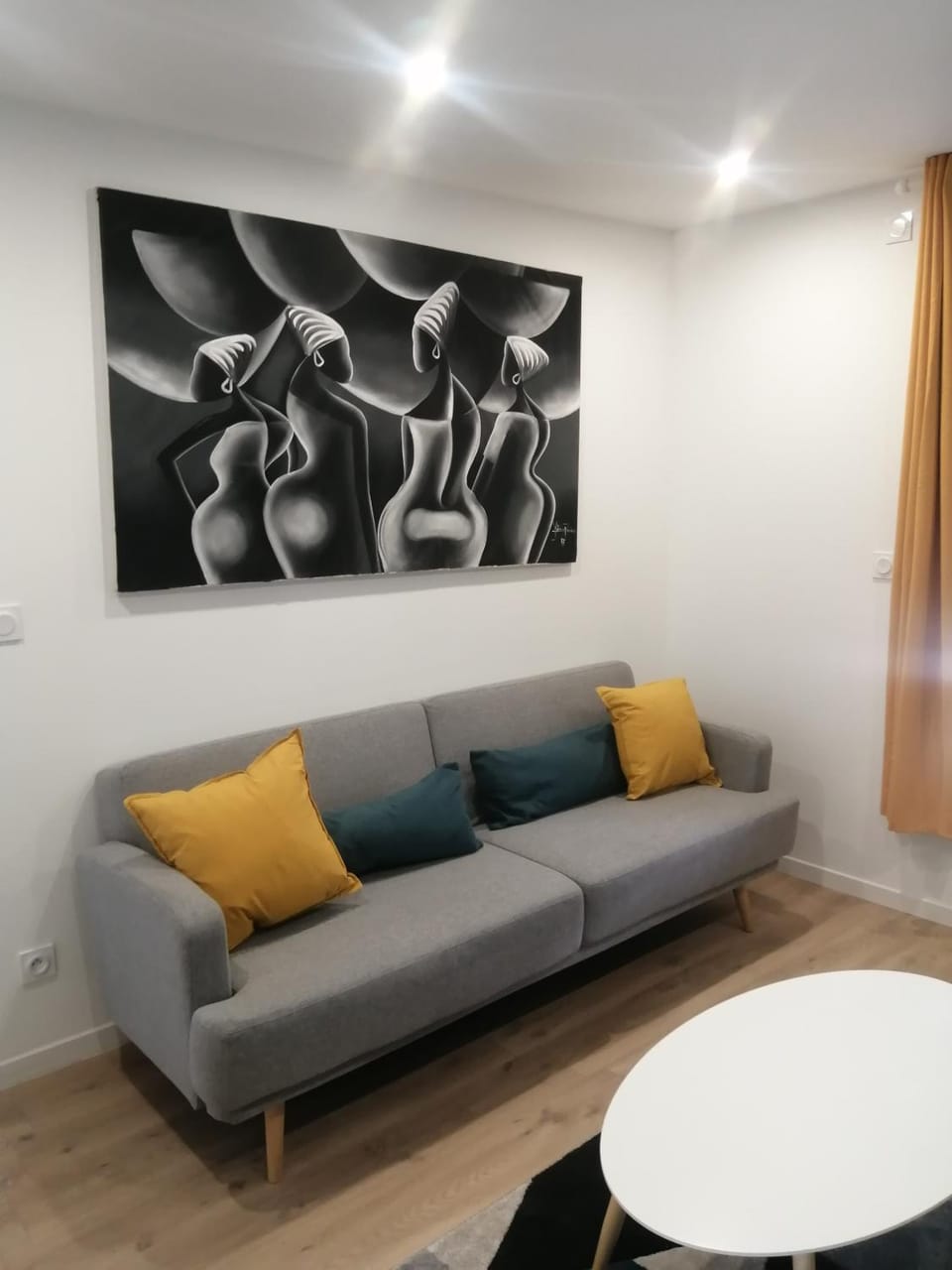 Living room, Decorative detail