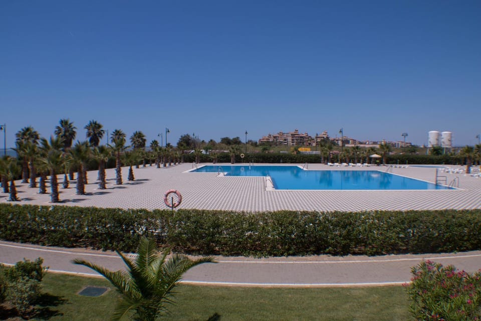 Pool view, Swimming pool, Swimming pool