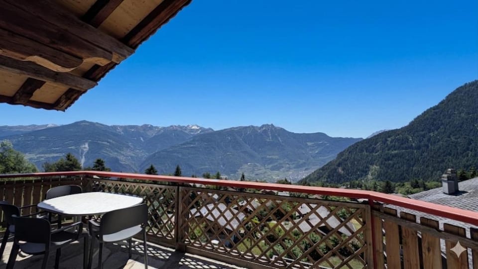Alpenpanorama Ovronnaz Apartment in Canton of Vaud