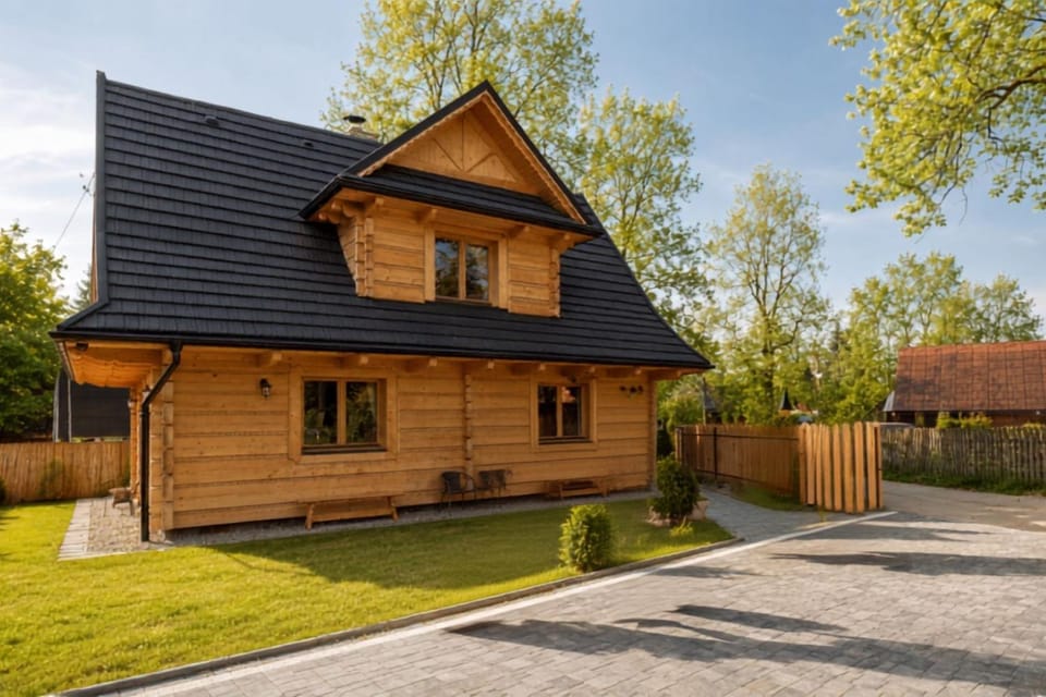 Property building, Spring, Day, Garden, Garden view