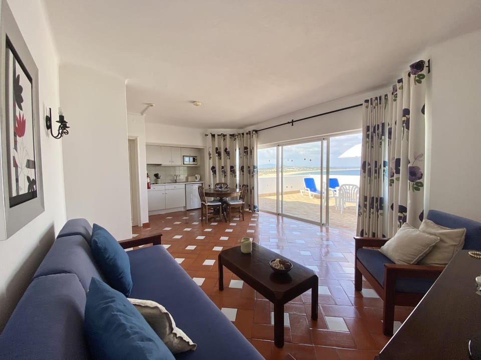 Balcony/Terrace, Kitchen or kitchenette, Living room, Sea view