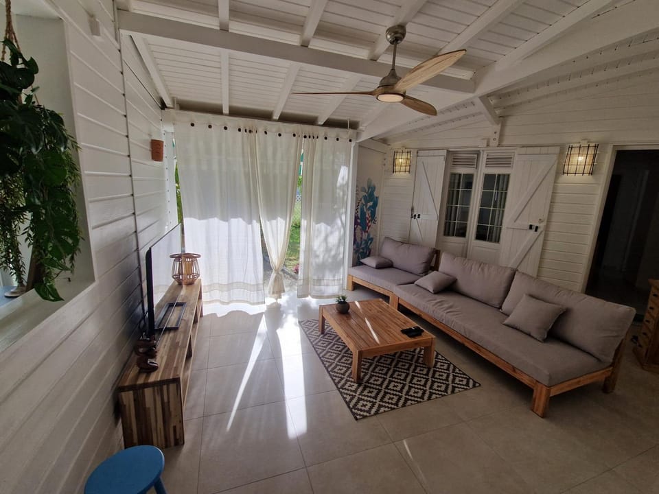 Villa Eden, à 400 mètres de la plage du Souffleur Villa in Grande-Terre, Guadeloupe