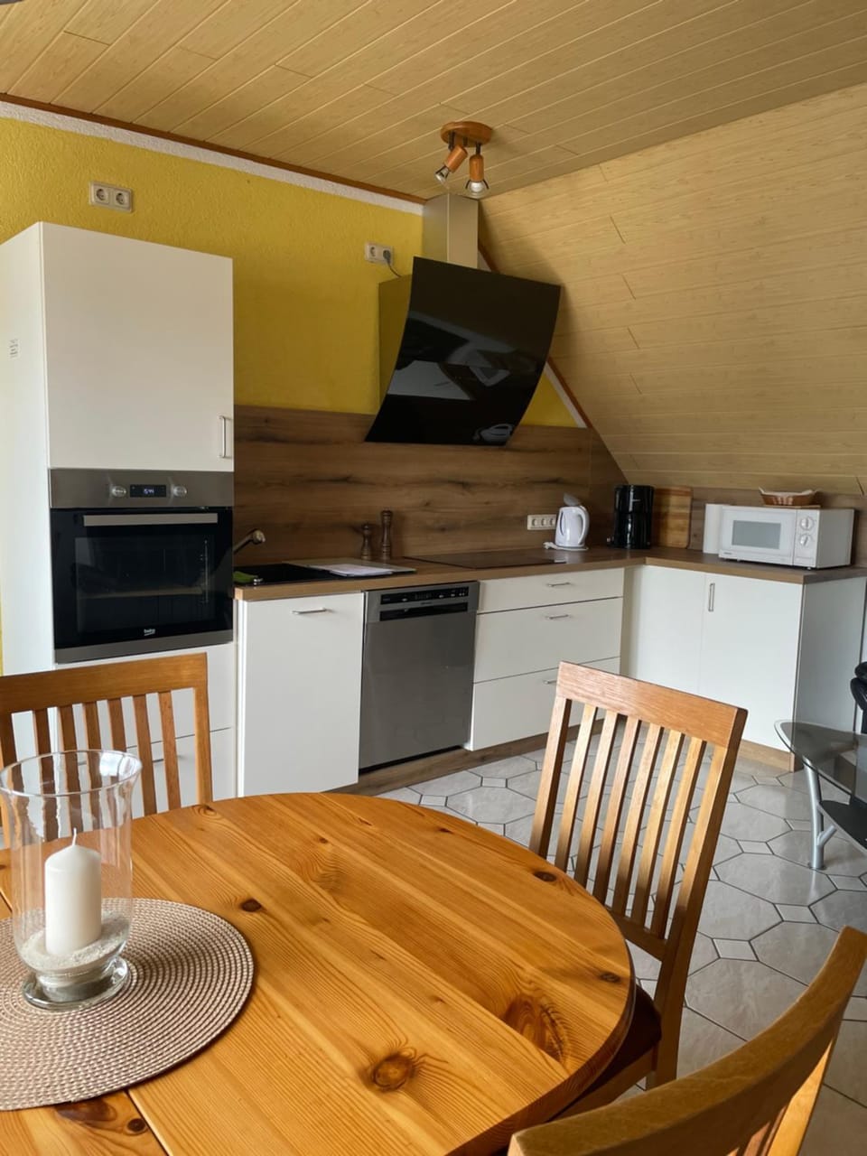 Kitchen or kitchenette, stove, kitchen