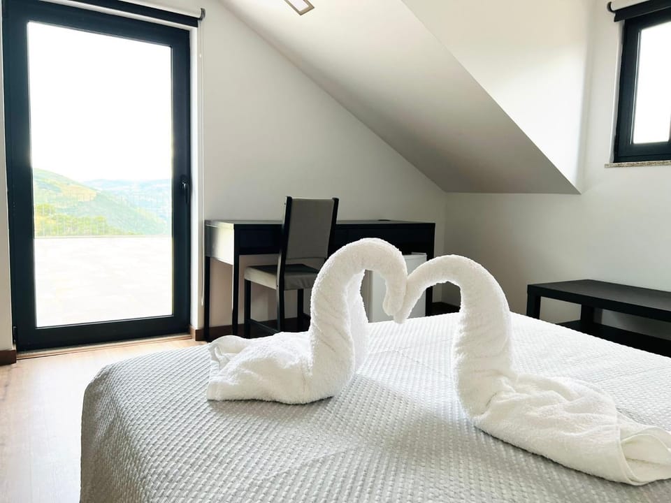 Bed, Natural landscape, towels