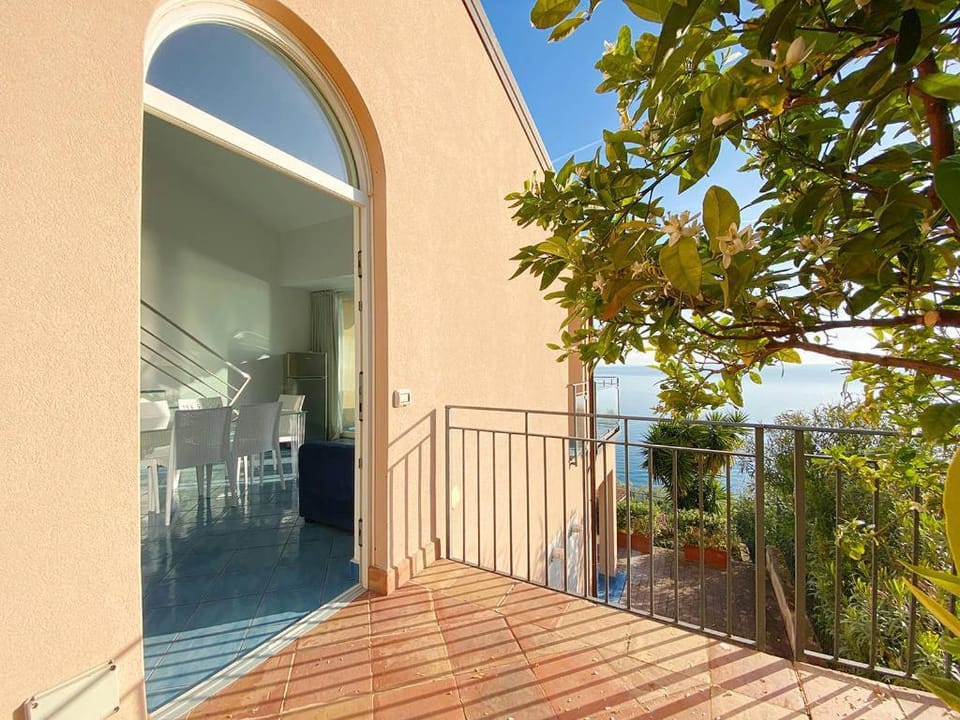 Grand Bleu Magarà Apartment in Cefalu