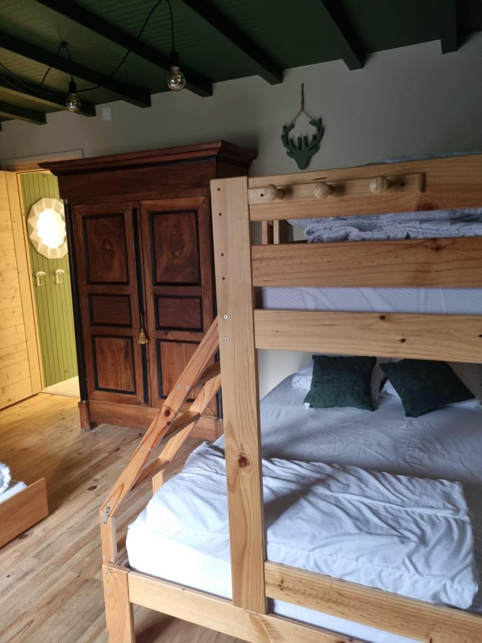 Bedroom, bunk bed, wardrobe