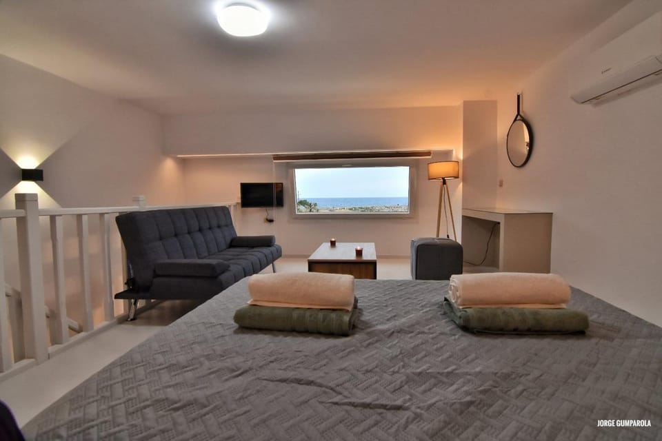 Living room, Bedroom