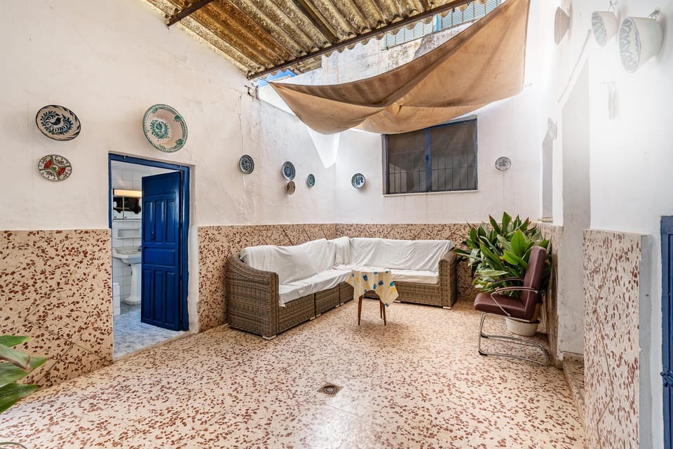 Property building, Living room