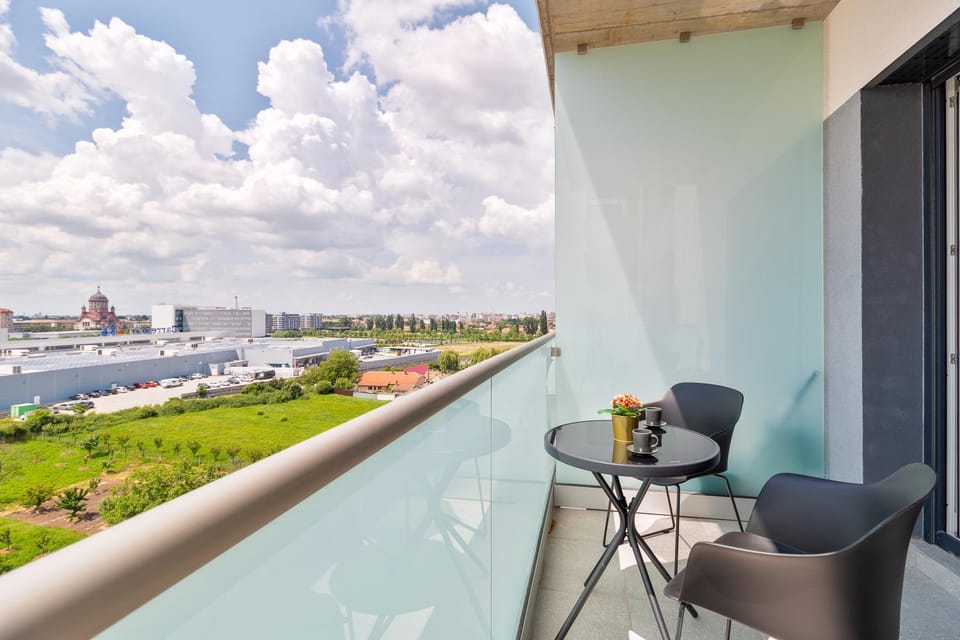 Patio, View (from property/room), Balcony/Terrace, City view