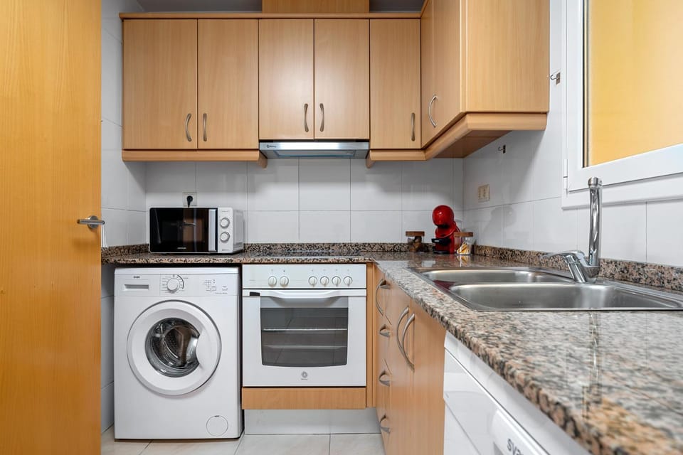 Kitchen or kitchenette, Living room