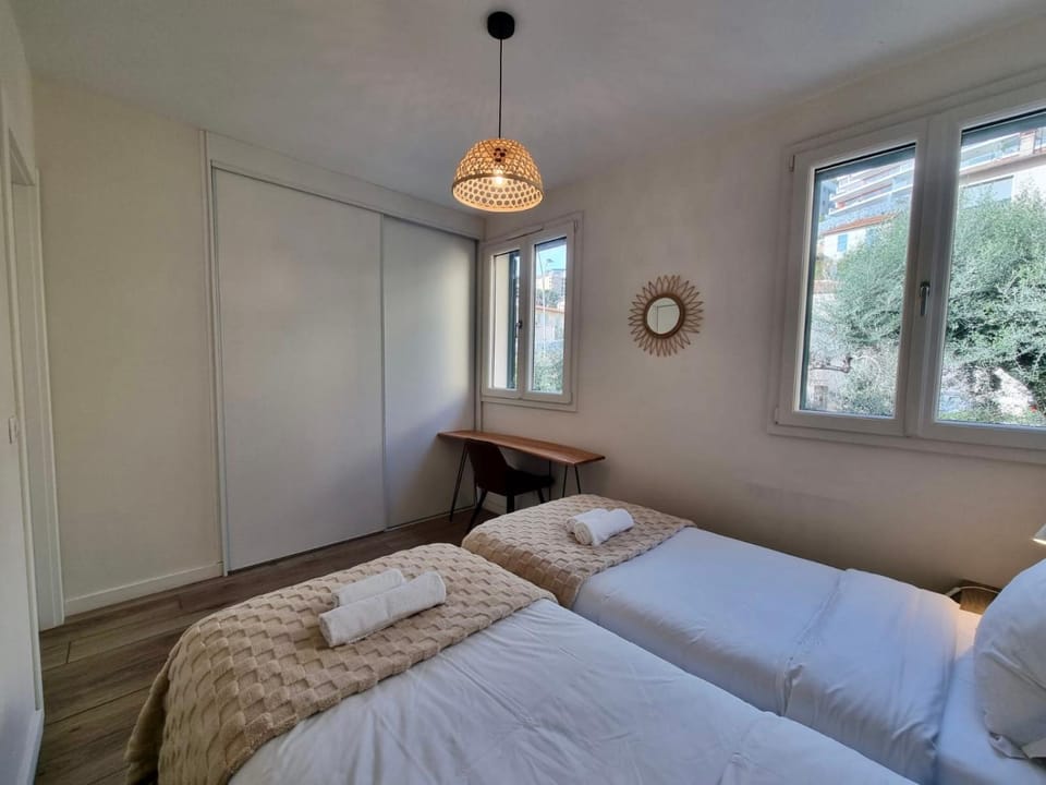 LARVOTTO Plage Monaco & Terrasse Apartment in Roquebrune-Cap-Martin