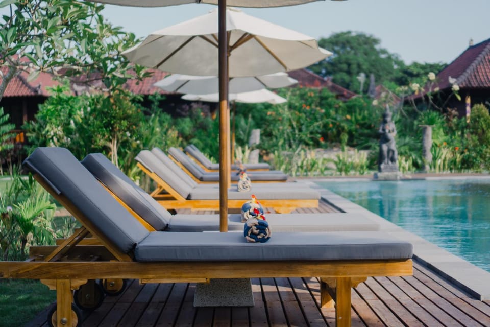 Swimming pool, Swimming pool, sunbed