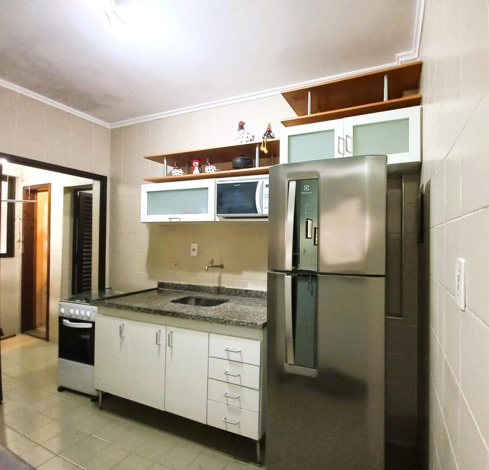 Kitchen or kitchenette, minibar, pet friendly, stove