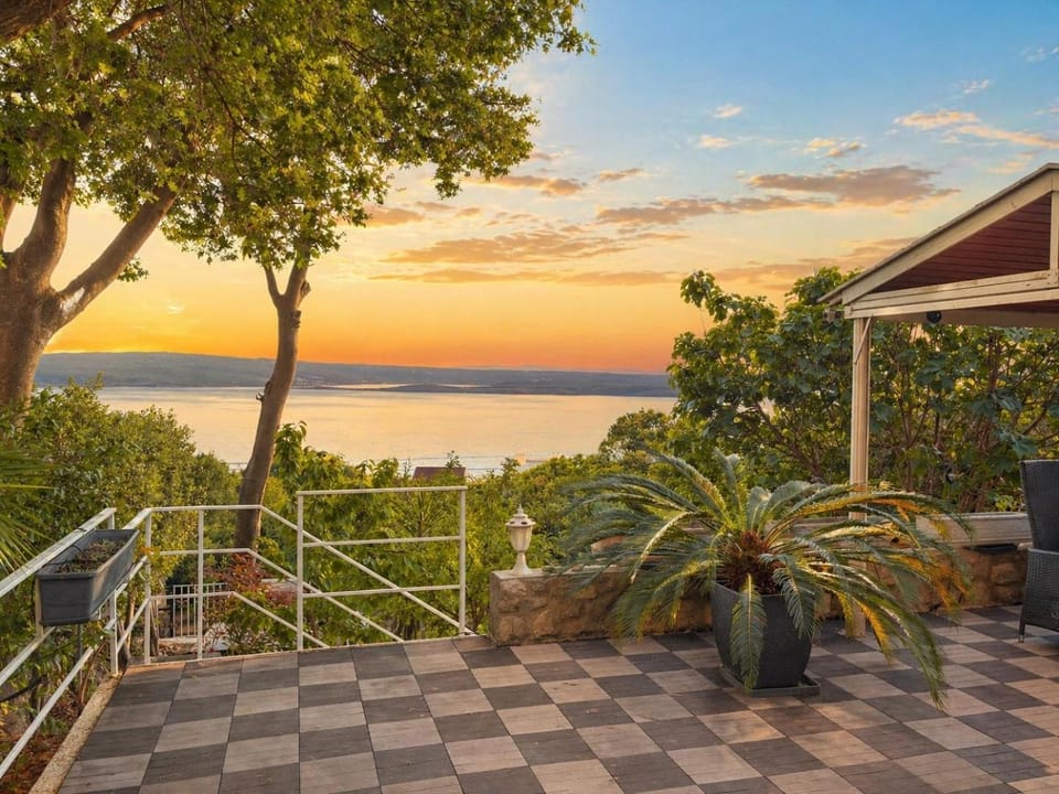 Natural landscape, View (from property/room), Balcony/Terrace, Sea view, Sunrise, Sunset