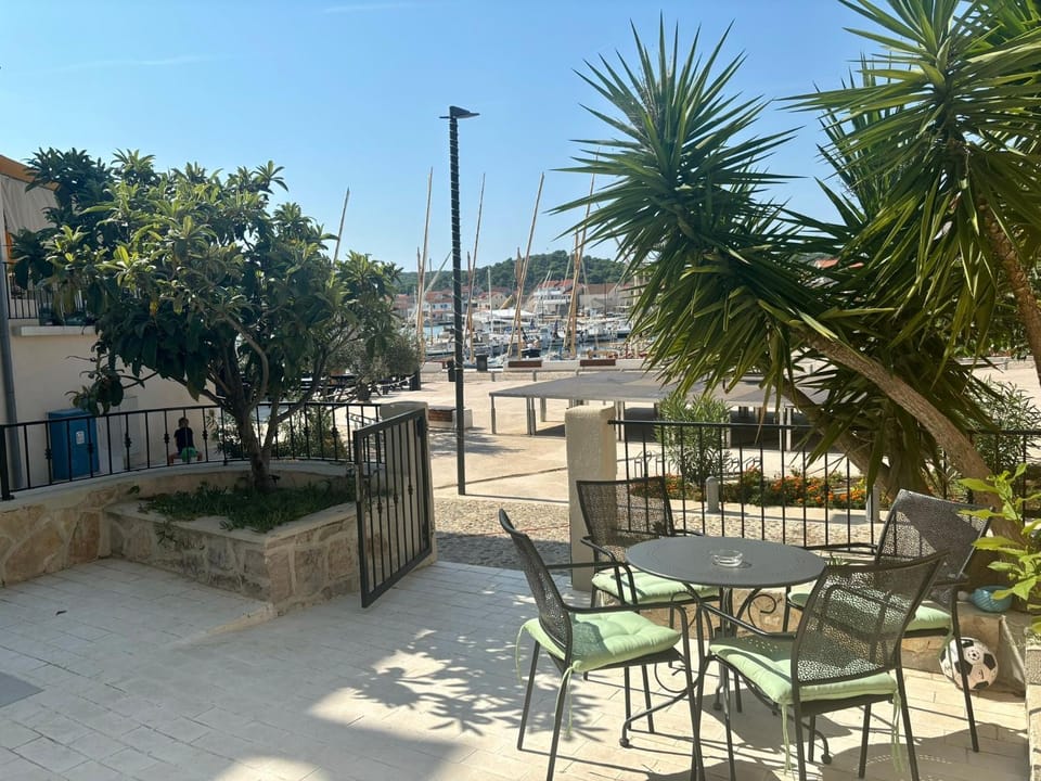 Patio, Sea view