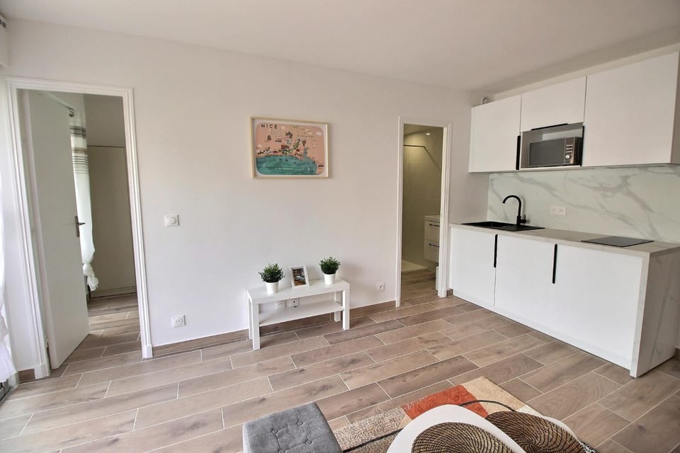 Living room, kitchen