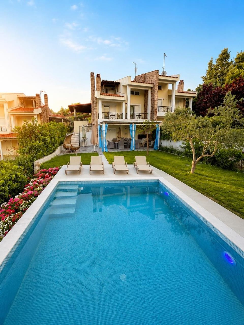 SaniRelaxVilla3 with private swimming pool Villa in Halkidiki