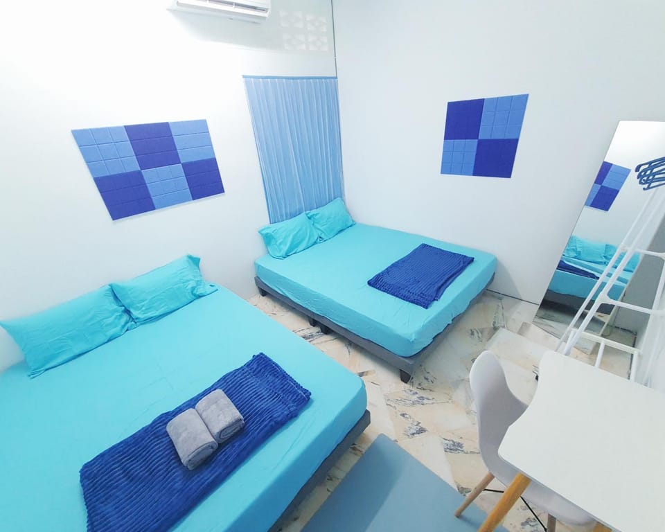 Bed, Photo of the whole room, Bedroom, air conditioner