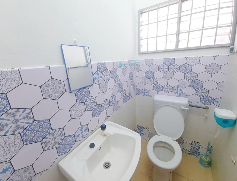 Toilet, Bathroom, bidet
