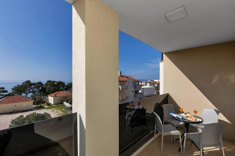 Apartment Hrvoje -nur 50m bis zum Meer - Makarska Exklusiv Apartment in Split-Dalmatia County