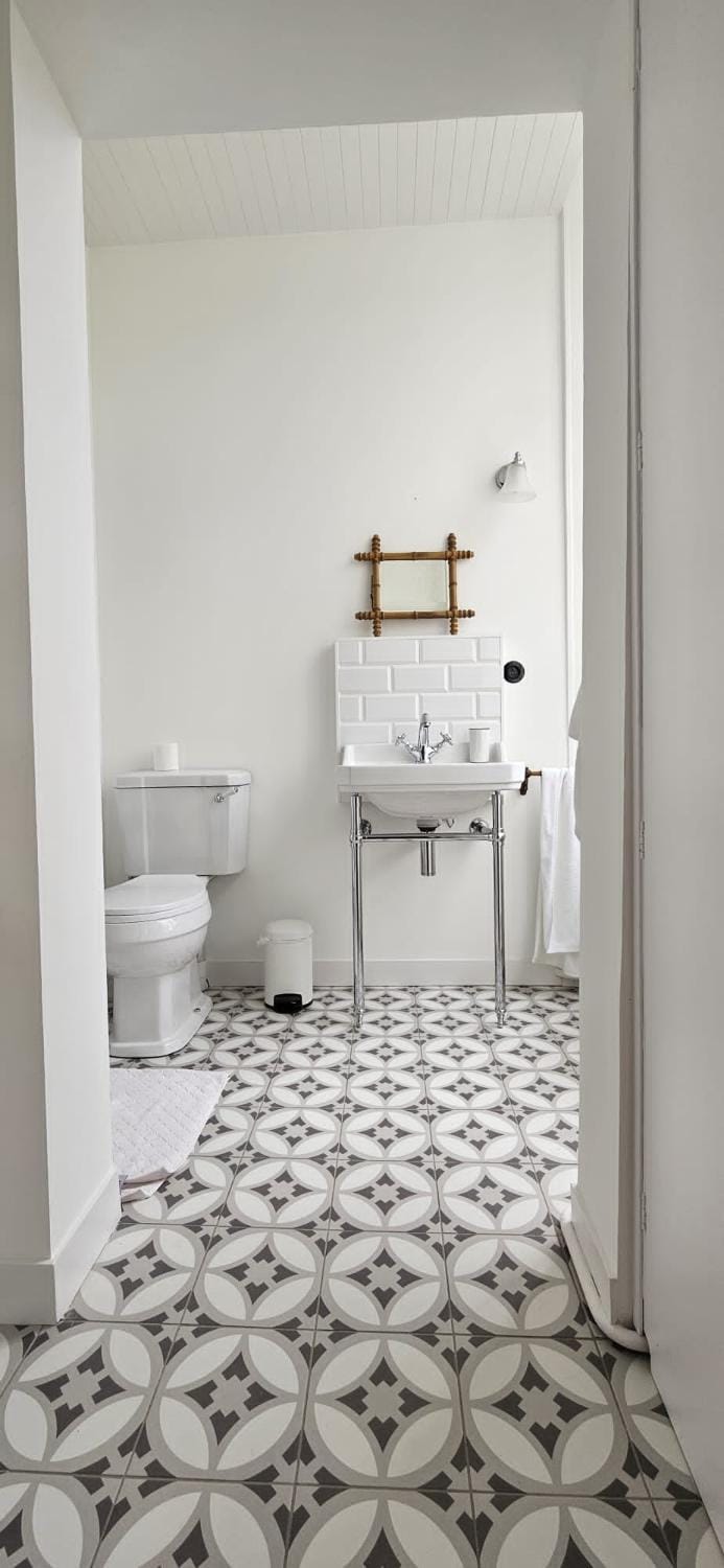Toilet, Bathroom