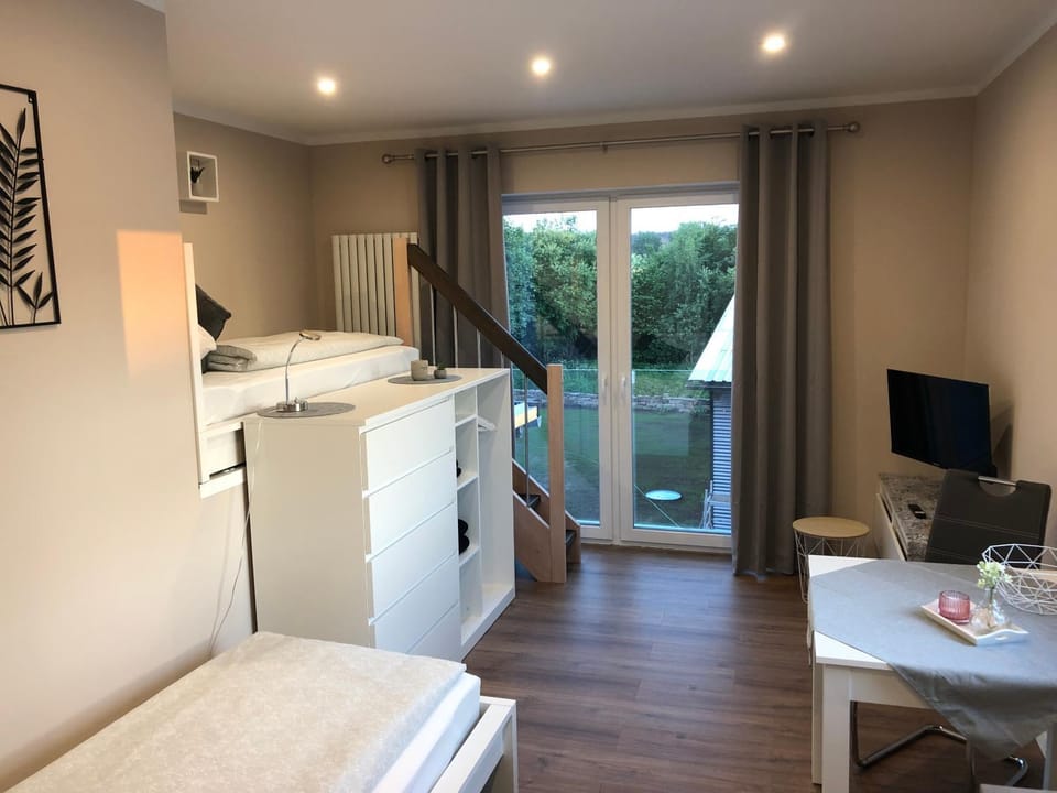 Dining area, Bedroom