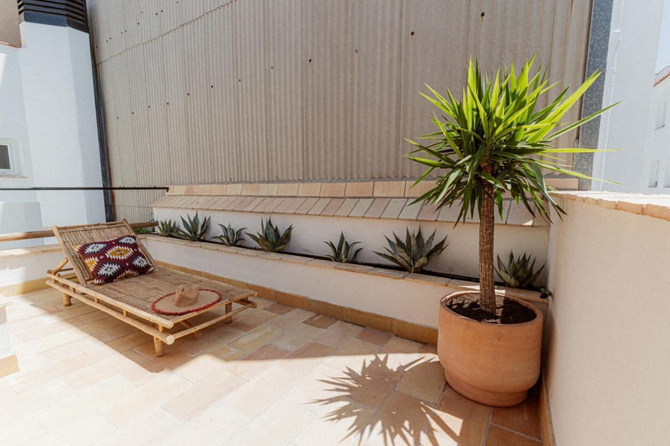 View (from property/room), Balcony/Terrace, Garden view, sunbed
