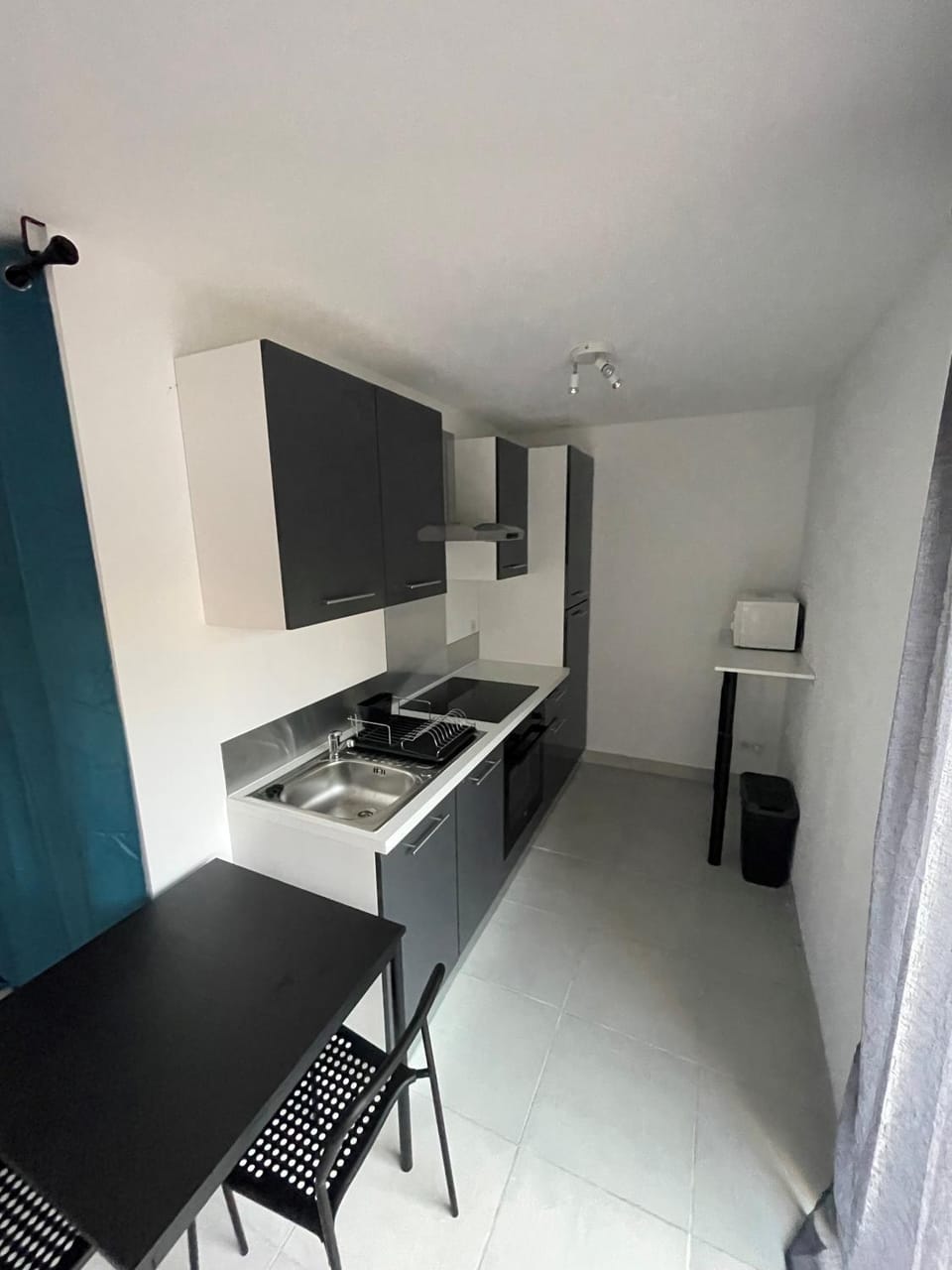 Kitchen or kitchenette, Dining area, minibar, pet friendly, stove