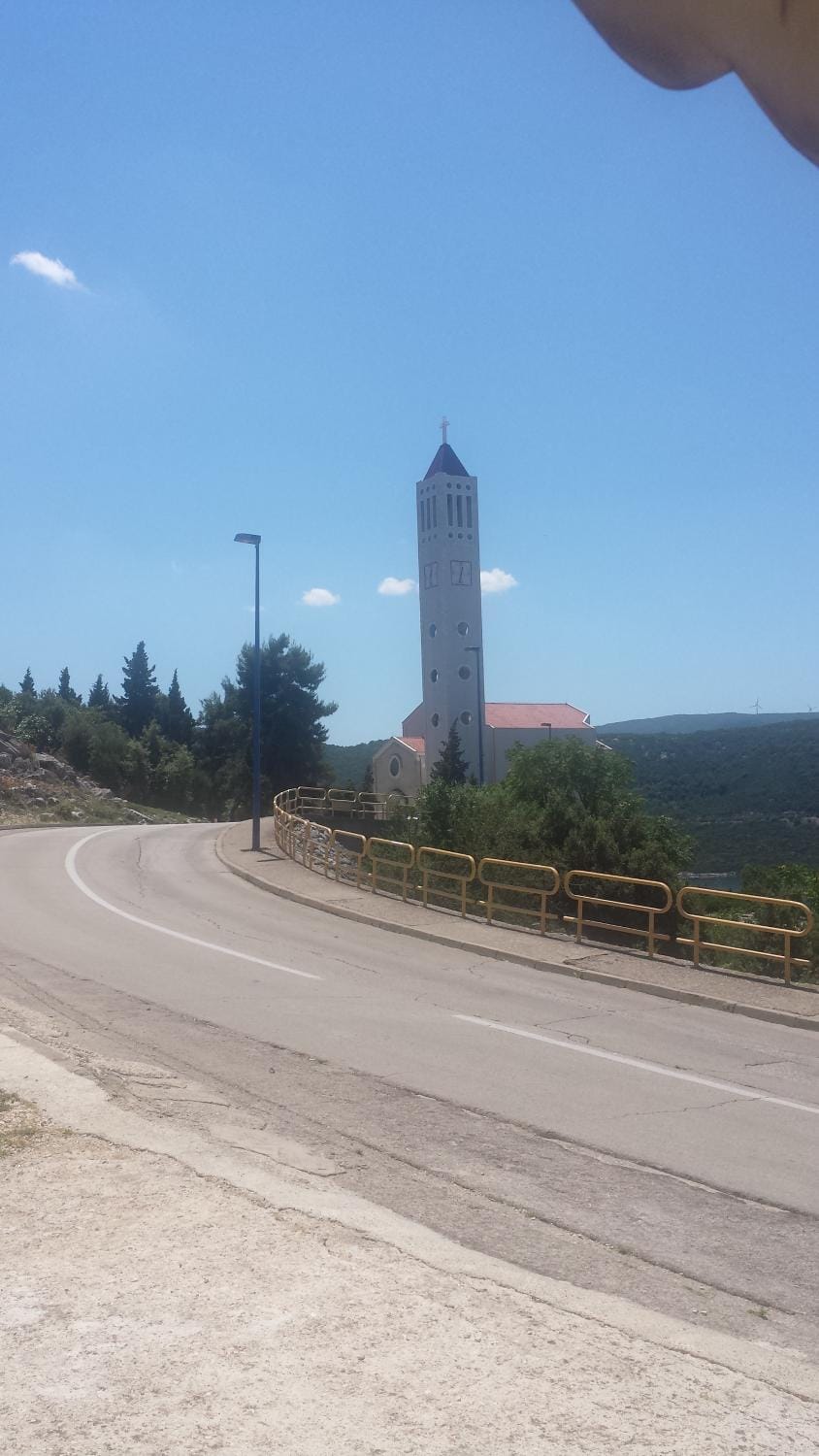 Neighbourhood, Street view