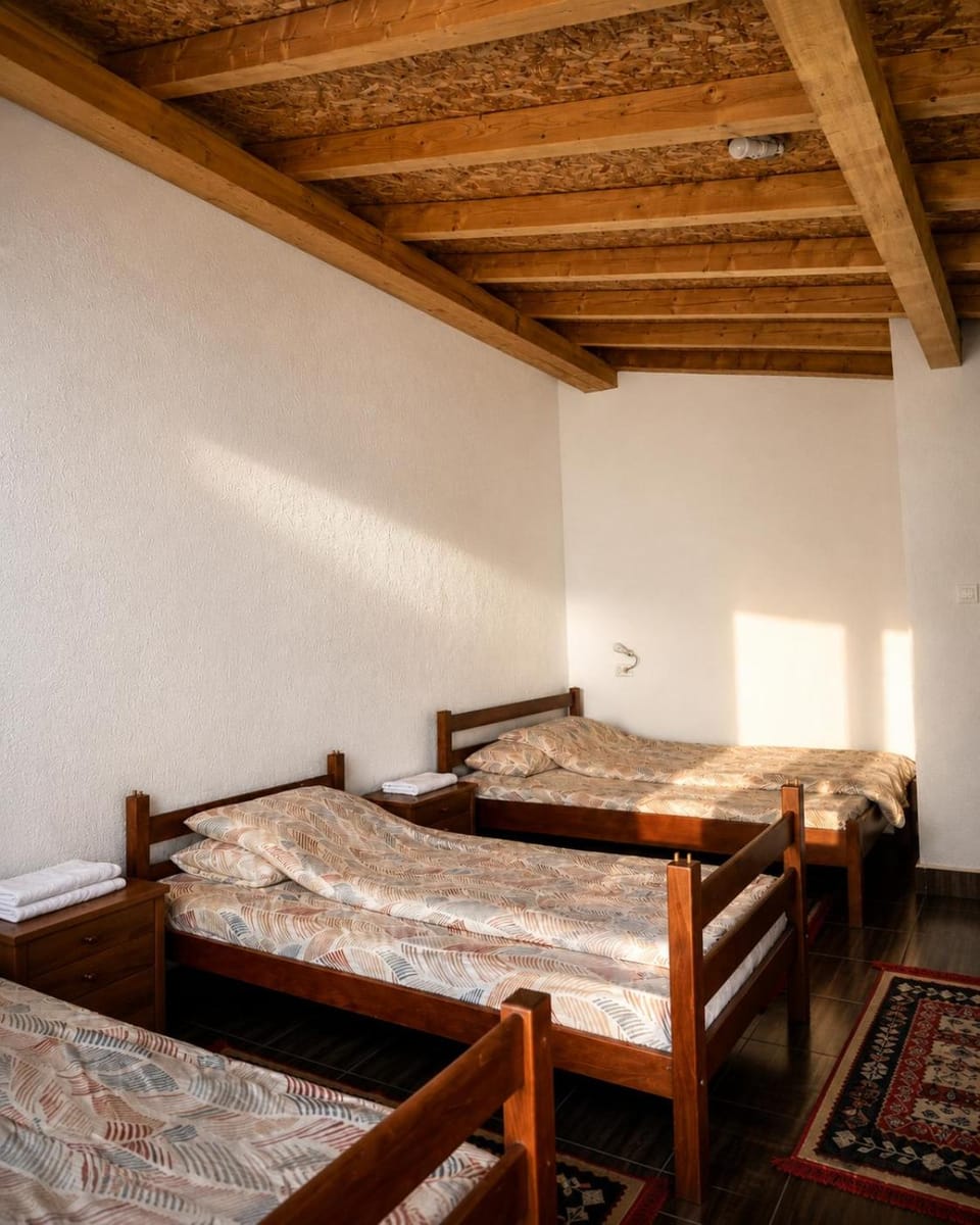 Lola Guest House Bed and Breakfast in Montenegro